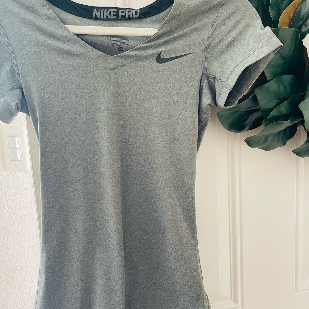 Nike Pro Gray Women's Top